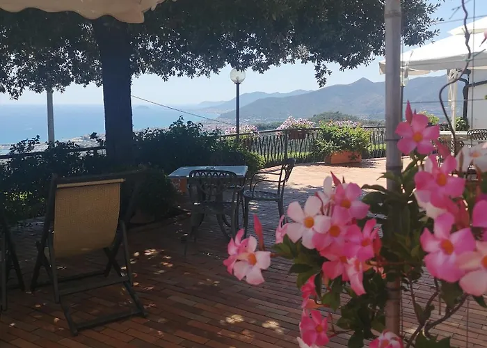 Il Capanno 피에트라리구레