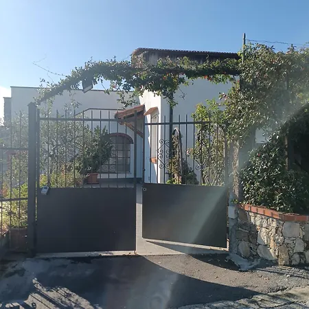 ゲストハウス Il Capanno ピエトラ・リーグレ